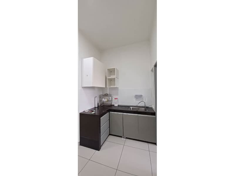 Condominium for Rent at Zeta Deskye (Alam Saujana) - Kean Yu - Kitchen - PropertyGuru.com.my