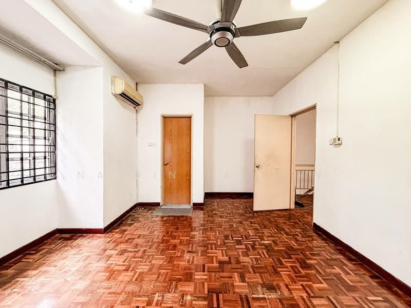 Terraced House for Sale in Templer Heritage (Rawang) - Nazrin Hakimin - Living Room - PropertyGuru.com.my