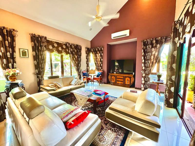 Rumah Berkembar untuk Dijual di Bukit Jelutong (Shah Alam) - BILYA ARIFF - PropertyGuru.com.my