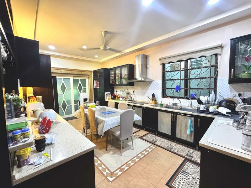 Bungalow House untuk Dijual di Kepong (Kuala Lumpur) - BILYA ARIFF - Kitchen - PropertyGuru.com.my