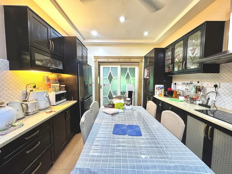 Bungalow House untuk Dijual di Kepong (Kuala Lumpur) - BILYA ARIFF - Kitchen - PropertyGuru.com.my