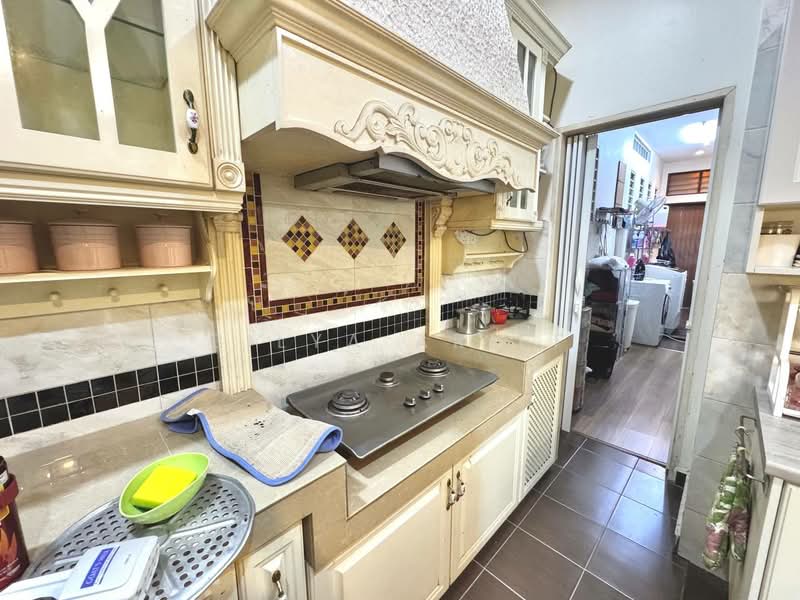 Bungalow House untuk Dijual di Kepong (Kuala Lumpur) - BILYA ARIFF - Kitchen - PropertyGuru.com.my
