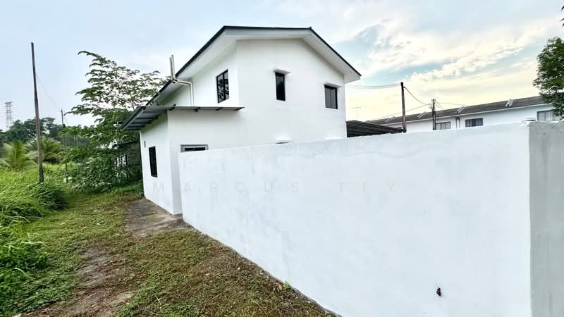 Rumah Teres 2-Tingkat untuk Dijual di Taman Daiman Jaya (Kota Tinggi) - Marcus Tey - Exterior - PropertyGuru.com.my