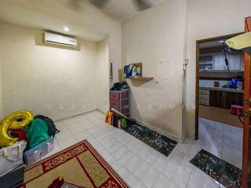 Terraced House for Sale in Bandar Baru Nilai (Nilai) - Nazrin Hakimin - Interior - PropertyGuru.com.my