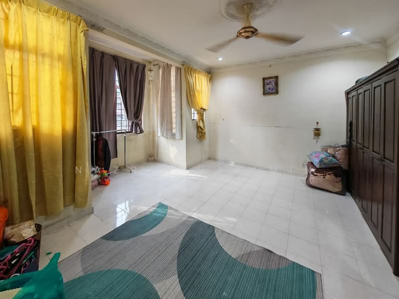 Terraced House for Sale in Bandar Baru Nilai (Nilai) - Nazrin Hakimin - Living Room - PropertyGuru.com.my