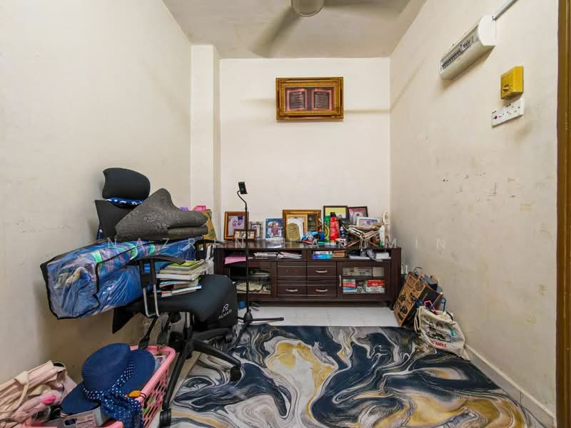 Terraced House for Sale in Bandar Baru Nilai (Nilai) - Nazrin Hakimin - Interior - PropertyGuru.com.my