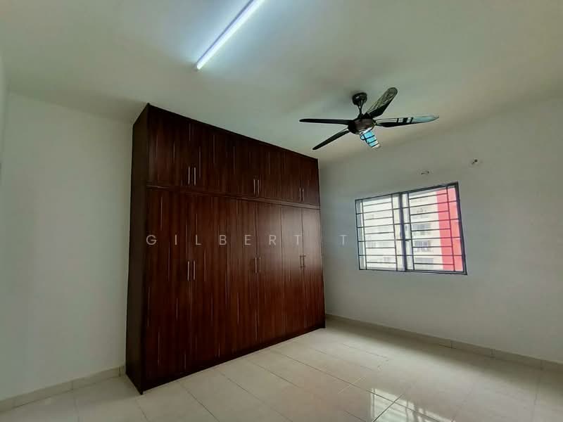 Kediaman Servis untuk Dijual di Koi Kinrara - Gilbert Tay - Bedroom - PropertyGuru.com.my