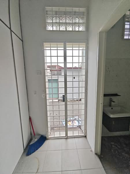 Kedai untuk Disewa di Lebuh Melaka (George Town) - CC Ooi - Entrance - PropertyGuru.com.my