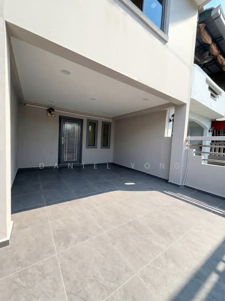 Rumah Teres 2-Tingkat untuk Dijual di Taman Daya (Johor Bahru) - Daniel Yong - Exterior - PropertyGuru.com.my