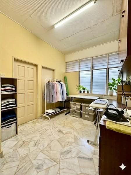 Bungalow House untuk Dijual di Seksyen 2 (Shah Alam) - Azli Ibrahim - Interior - PropertyGuru.com.my