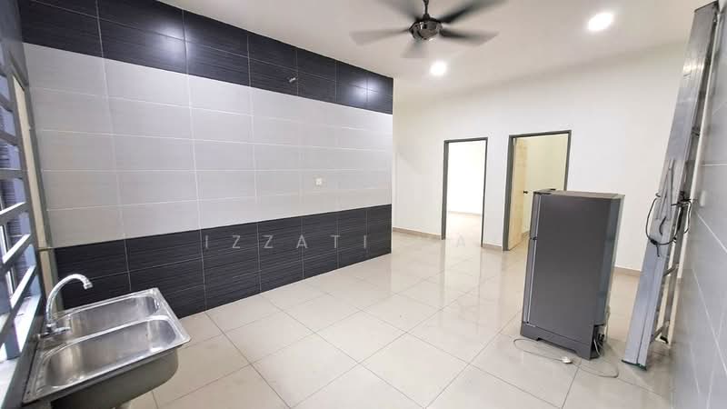 Semi-Detached House for Sale in Seremban (Negeri Sembilan) - Izzati Mat - Interior - PropertyGuru.com.my