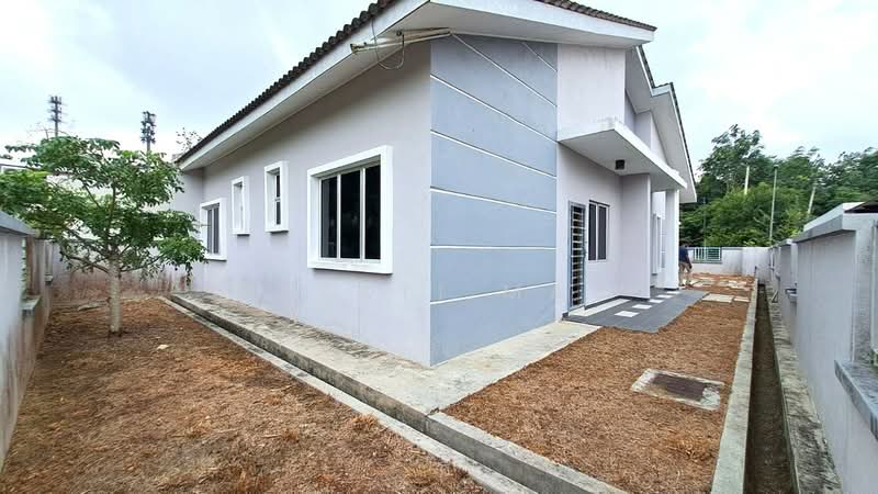 Semi-Detached House for Sale in Seremban (Negeri Sembilan) - Izzati Mat - Exterior - PropertyGuru.com.my