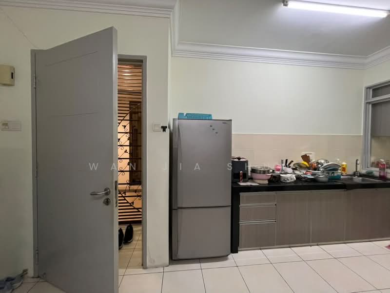 Condominium for Sale at Platinum Lake PV 13 - Wan Jia Shun - Kitchen - PropertyGuru.com.my