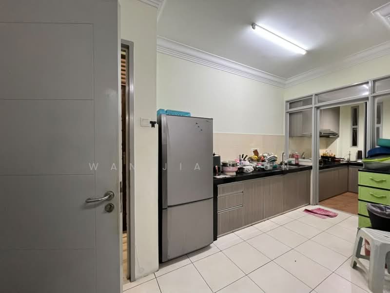 Condominium for Sale at Platinum Lake PV 13 - Wan Jia Shun - Kitchen - PropertyGuru.com.my