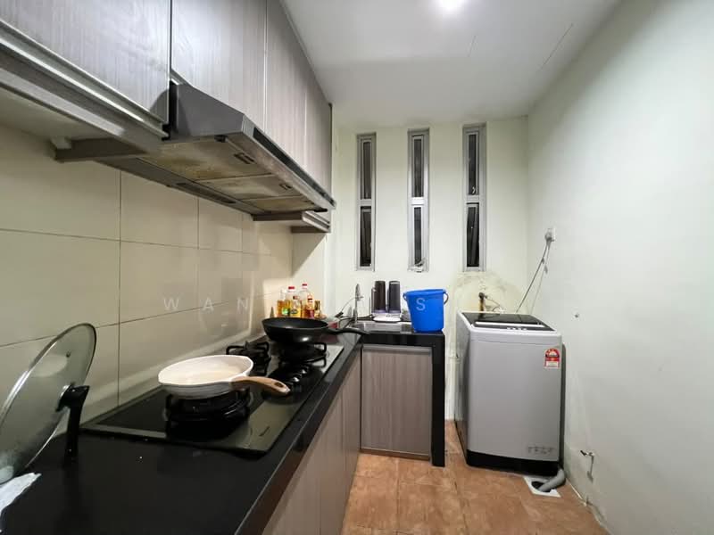 Condominium for Sale at Platinum Lake PV 13 - Wan Jia Shun - Kitchen - PropertyGuru.com.my