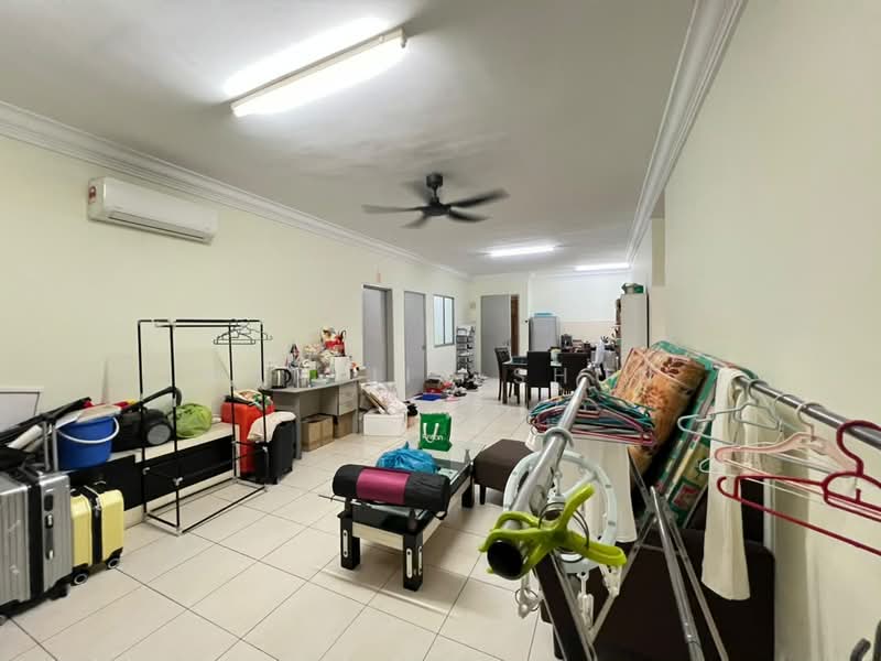 Condominium for Sale at Platinum Lake PV 13 - Wan Jia Shun - Living Room - PropertyGuru.com.my