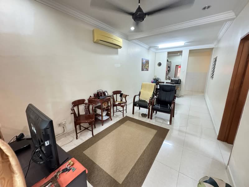 2-storey Terraced House for Sale in Bandar Bukit Raja (Klang) - Nazrin Hakimin - Living Room - PropertyGuru.com.my