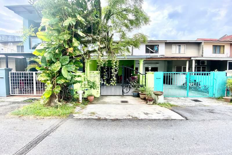 Rumah Teres 2-Tingkat untuk Dijual di Taman Lingkaran Nur (Cheras) - Azli Ibrahim - Exterior - PropertyGuru.com.my
