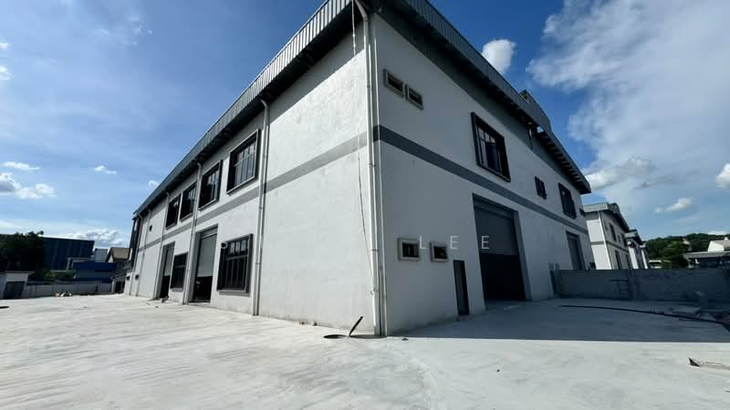 Semi-D Factory for Rent in Kawasan Perindustrian Balakong (Balakong) - Shaun Lee - Exterior - PropertyGuru.com.my