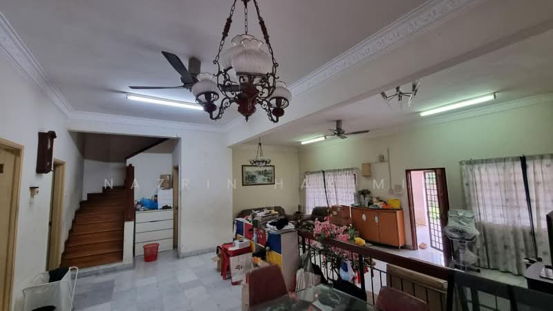 Terraced House for Sale in Bukit Jelutong (Shah Alam) - Nazrin Hakimin - Living Room - PropertyGuru.com.my