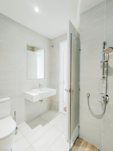 Service Residence for Rent at UNIO Residence - Haziq Nawawi - Bathroom - PropertyGuru.com.my