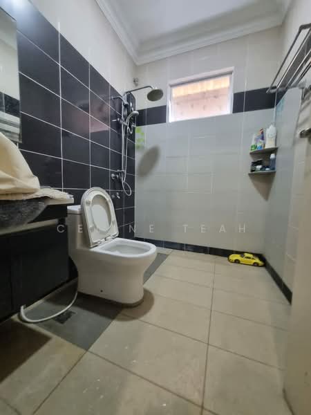 Rumah Berkembar untuk Dijual di Kota Kinabalu (Sabah) - Celine Teah - Bathroom - PropertyGuru.com.my