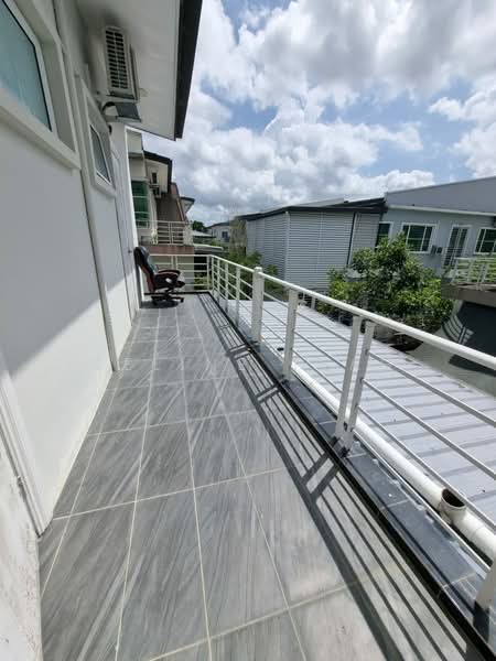 Rumah Berkembar untuk Dijual di Kota Kinabalu (Sabah) - Celine Teah - Balcony - PropertyGuru.com.my
