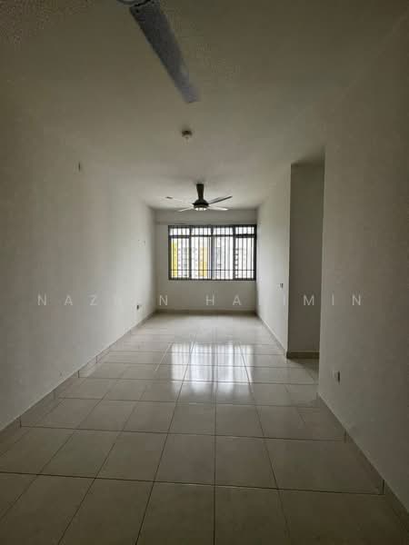 Pangsapuri untuk Dijual di Harmoni 1 - Nazrin Hakimin - Living Room - PropertyGuru.com.my