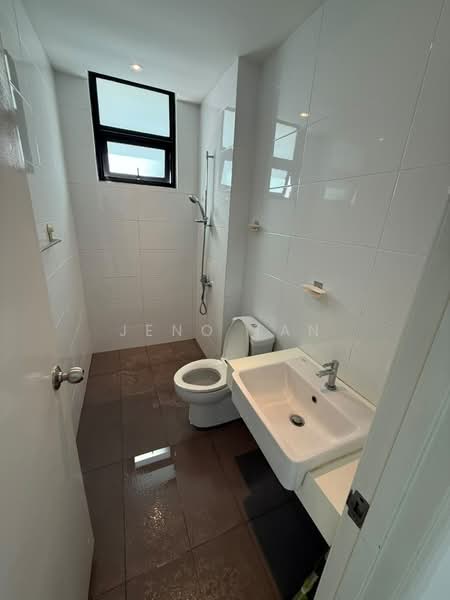 Condominium for Rent at Royal Richmond Gold - Jeno Tan - Bathroom - PropertyGuru.com.my