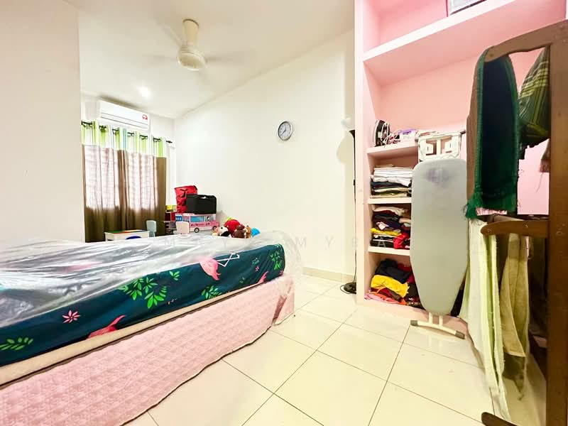 Rumah Teres untuk Dijual di Aman Putri (Sungai Buloh) - Maya Myra - Bedroom - PropertyGuru.com.my