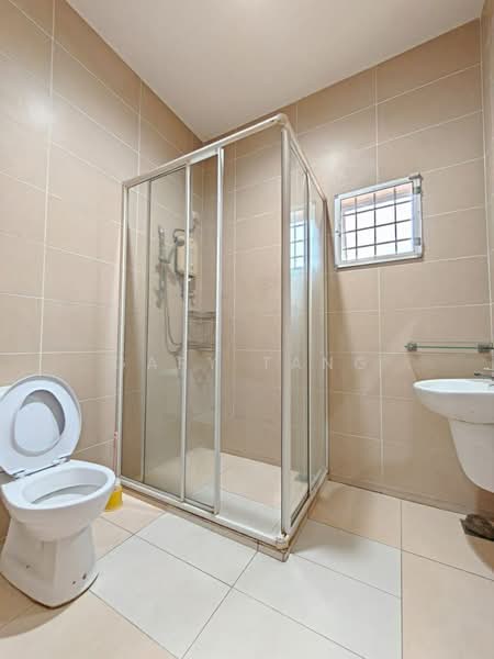 Semi-Detached House for Sale in Taman Canning (Ipoh) - Gary Tang - Bathroom - PropertyGuru.com.my