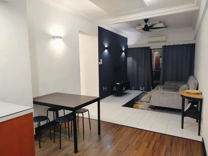 Kondominium untuk Dijual di Vista Millennium Condominium - Nazrin Hakimin - Living Room - PropertyGuru.com.my
