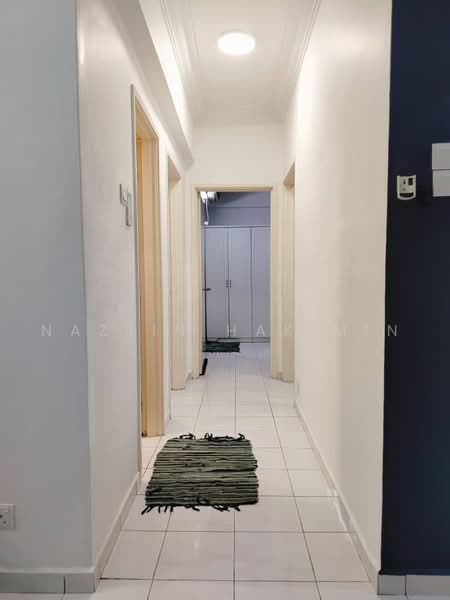 Kondominium untuk Dijual di Vista Millennium Condominium - Nazrin Hakimin - Corridor - PropertyGuru.com.my
