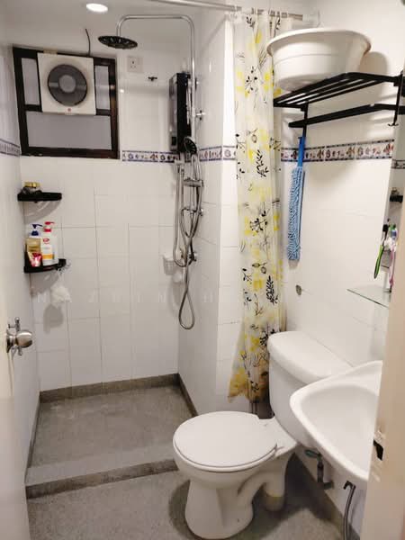 Kondominium untuk Dijual di Vista Millennium Condominium - Nazrin Hakimin - Bathroom - PropertyGuru.com.my