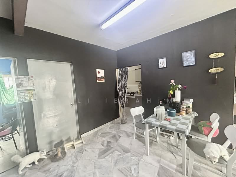 Apartment for Sale at Delima J Apartment - Azli Ibrahim - Dining Room - PropertyGuru.com.my