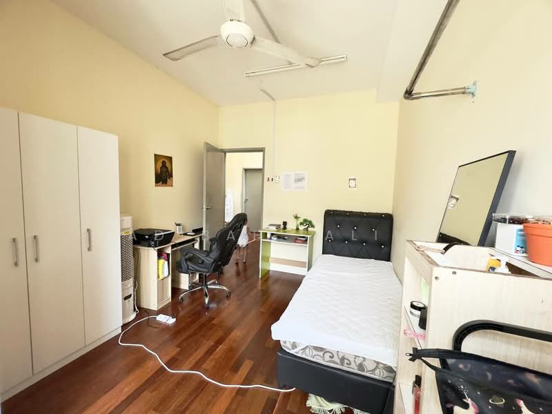 Rumah Teres 2-Tingkat untuk Dijual di Taman Puchong Prima (Puchong) - Adibah Salim - Bedroom - PropertyGuru.com.my
