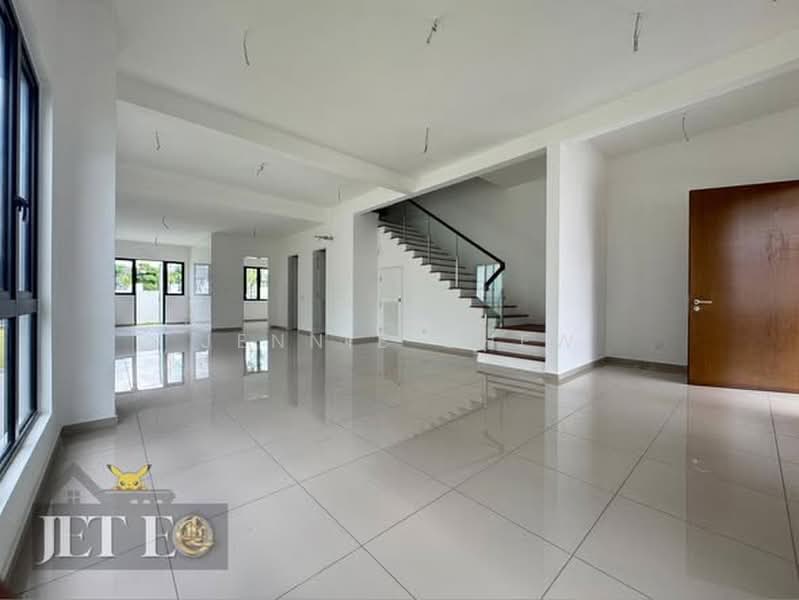 Semi-Detached House for Sale in Telok Panglima Garang (Selangor) - Jennie Chew - Living Room - PropertyGuru.com.my