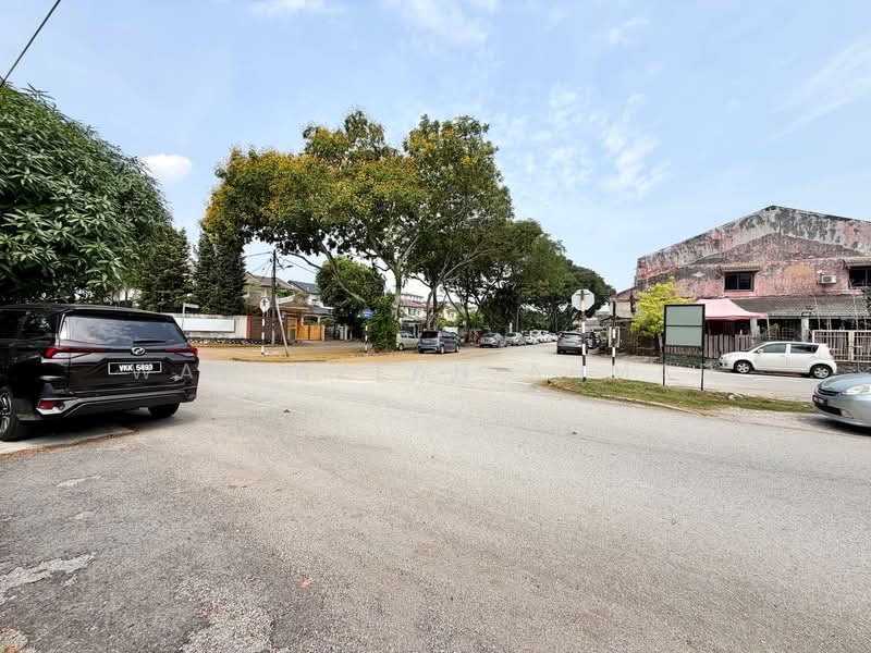 Rumah Teres 2-Tingkat untuk Dijual di Usj 14 (Subang Jaya) - Wan Azlan Ahmad - PropertyGuru.com.my
