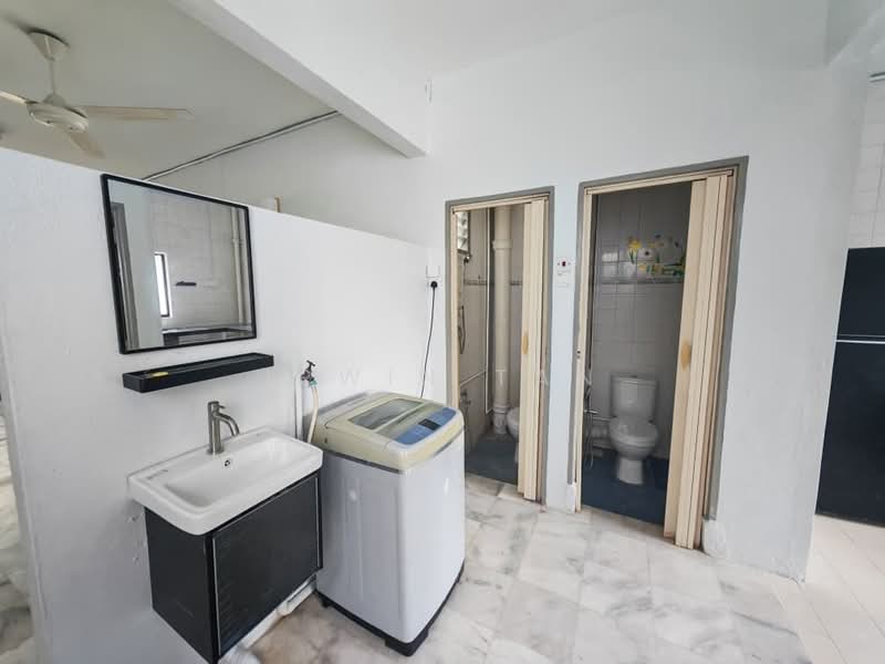 Pangsapuri untuk Disewa di Kayangan Puri Mutiara (KPM) - Irwin Tan - Bathroom - PropertyGuru.com.my