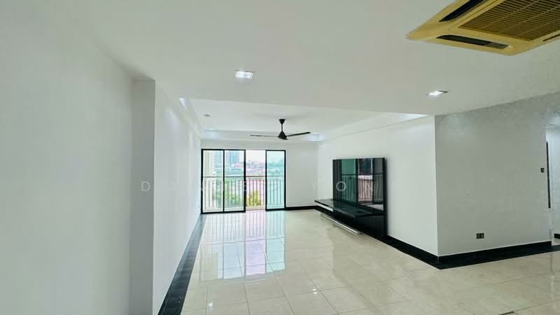 Condominium for Sale at Casa Tebrau @ Seri Palma - Daniel Yong - Living Room - PropertyGuru.com.my