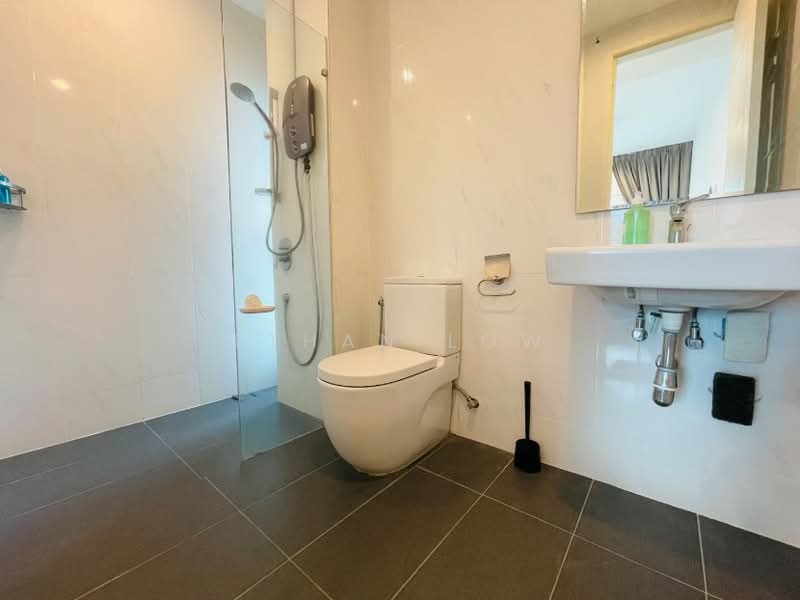 Kondominium untuk Dijual di The Chapter - Ethan Low - Bathroom - PropertyGuru.com.my