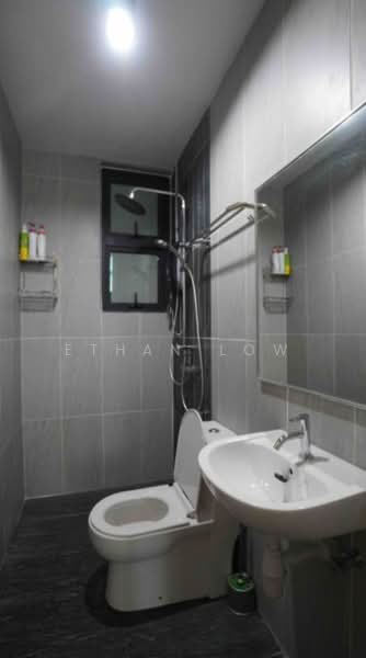 Kondominium untuk Dijual di The Olive - Ethan Low - Bathroom - PropertyGuru.com.my