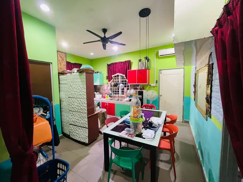 Bungalow House untuk Dijual di Kota Bharu (Kelantan) - Nabila Nazori - Kitchen - PropertyGuru.com.my