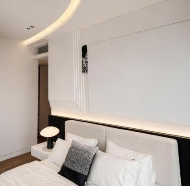 Kondominium untuk Dijual di Condominium @ The Troika - Leon Lee - Bedroom - PropertyGuru.com.my