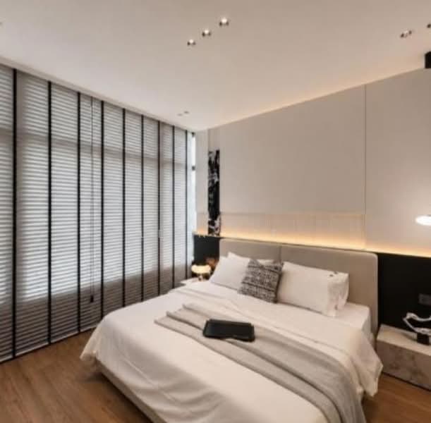 Kondominium untuk Dijual di Condominium @ The Troika - Leon Lee - Bedroom - PropertyGuru.com.my