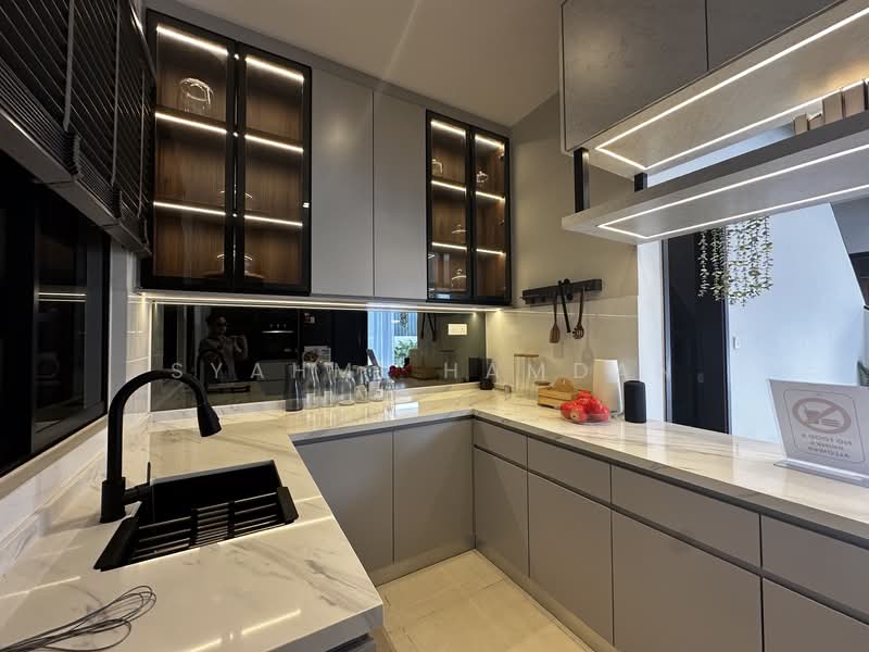 Cluster House for Sale in Alam Impian (Shah Alam) - Syahmi Hamdan - Kitchen - PropertyGuru.com.my