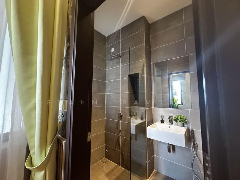 Cluster House for Sale in Alam Impian (Shah Alam) - Syahmi Hamdan - Bathroom - PropertyGuru.com.my