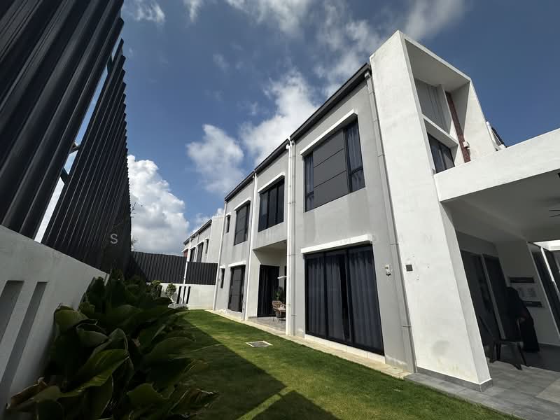 Cluster House for Sale in Alam Impian (Shah Alam) - Syahmi Hamdan - Exterior - PropertyGuru.com.my