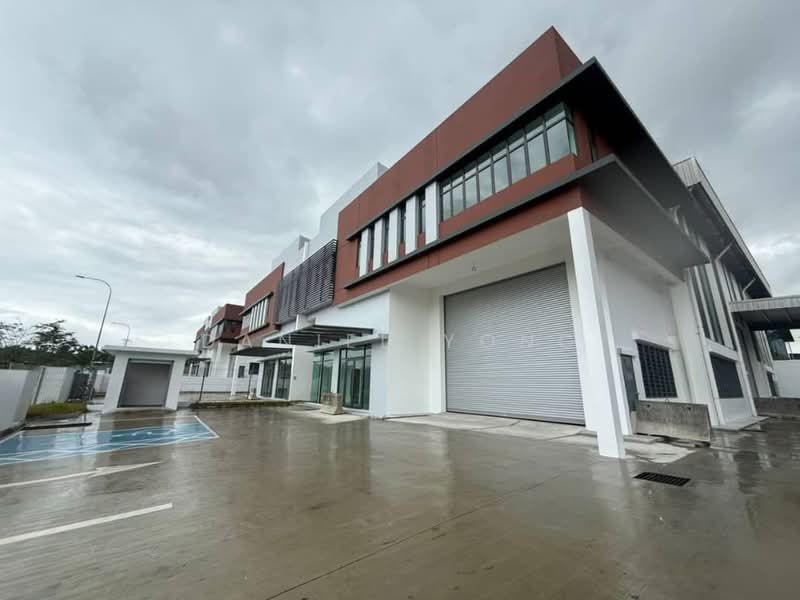 Kilang Berkembar untuk Disewa di Taman Perindustrian Cemerlang (Ulu Tiram) - Daniel Yong - Exterior - PropertyGuru.com.my