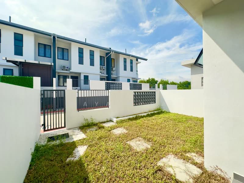 Rumah Teres 2-Tingkat untuk Dijual di Elmina (Shah Alam) - Maya Myra - Exterior - PropertyGuru.com.my